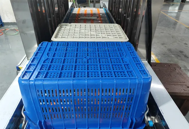 Lavadora de cajas de plástico Mes-A7